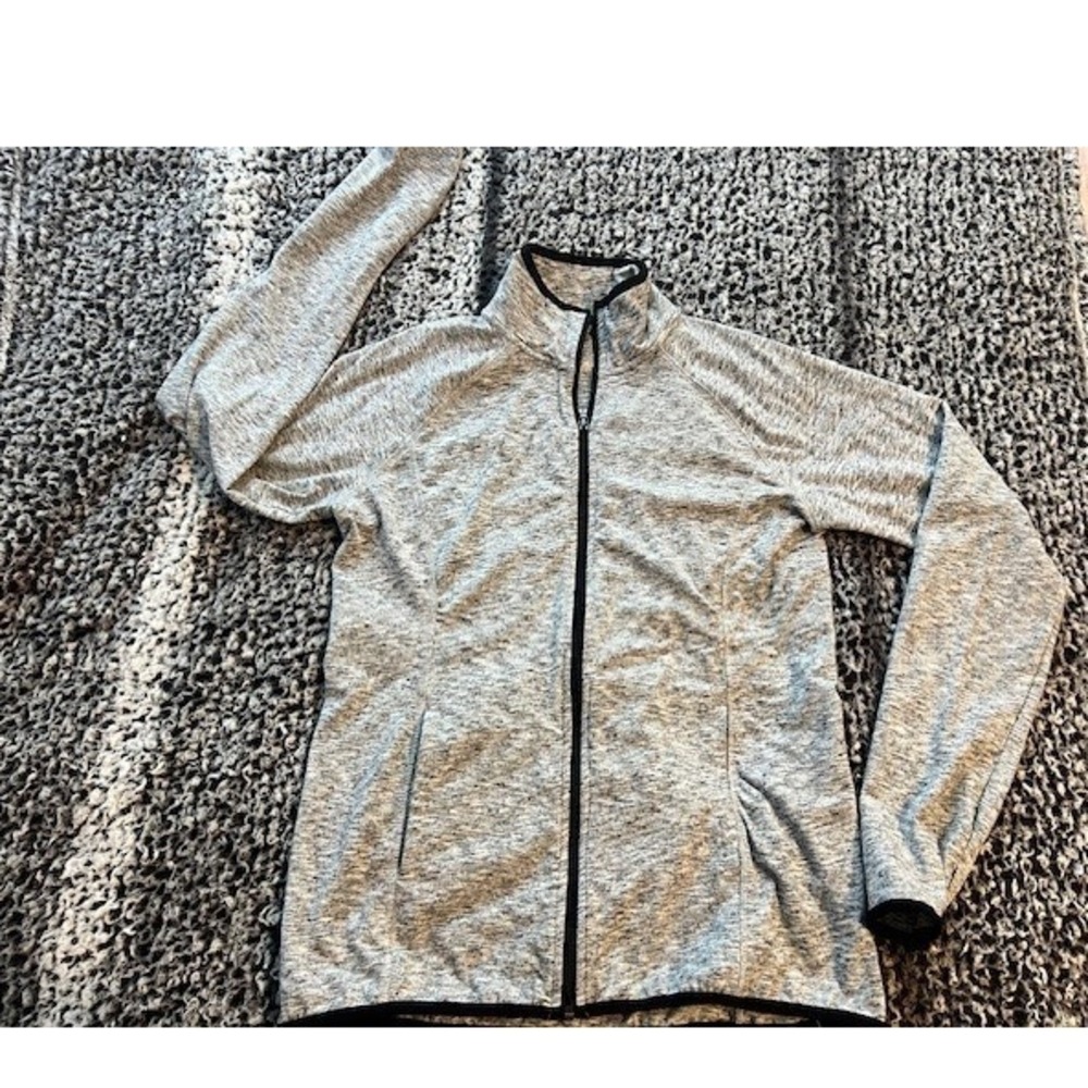 Women's Gray Zip Up Dry Tek Long Sleeve Activewear Shirt‎ Size M